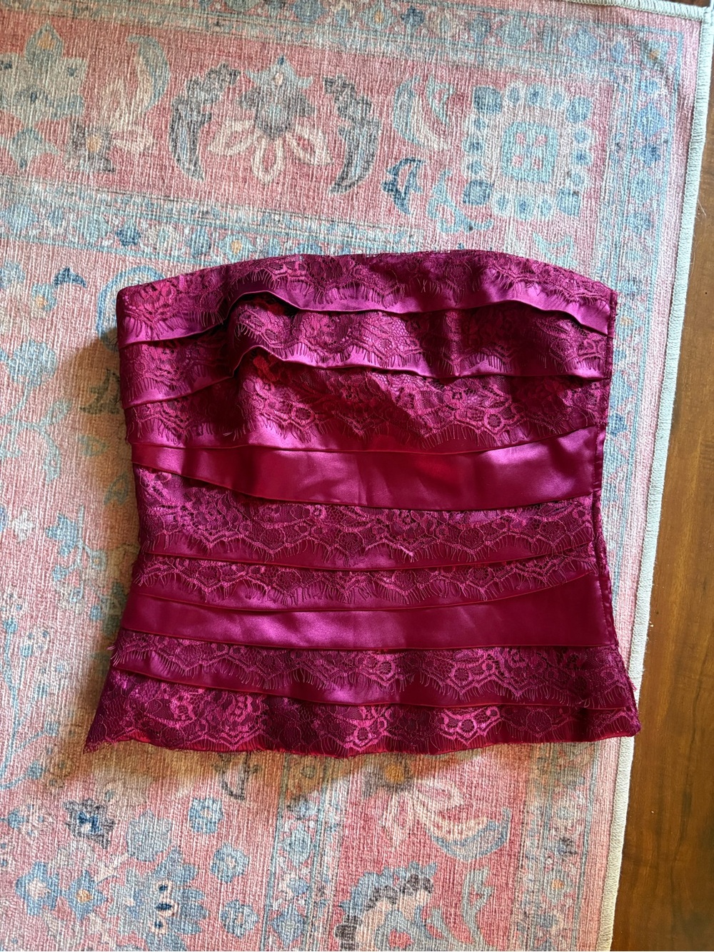 Silk and Lace Corset top with boning - Picture 8 of 13